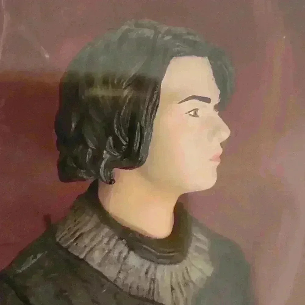 HBO Dark Horse Deluxe Game of Thrones Arya Stark Sword Collectible Figure New - Picture 4 of 11